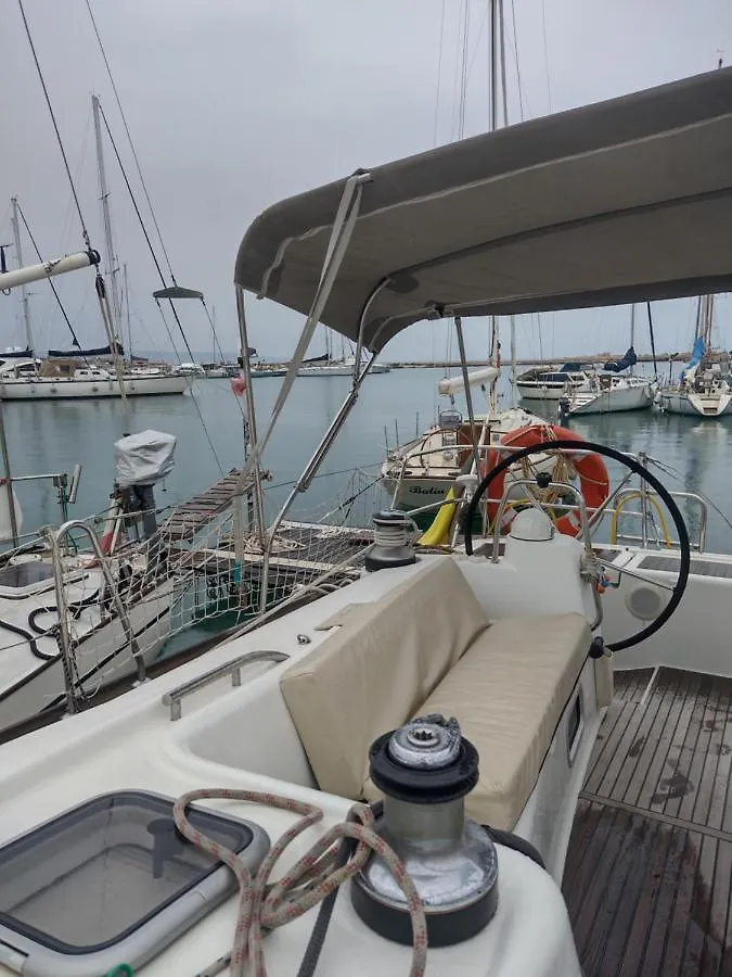 Private Room On Sailing Yacht 'Victoire' Marzamemi Italy