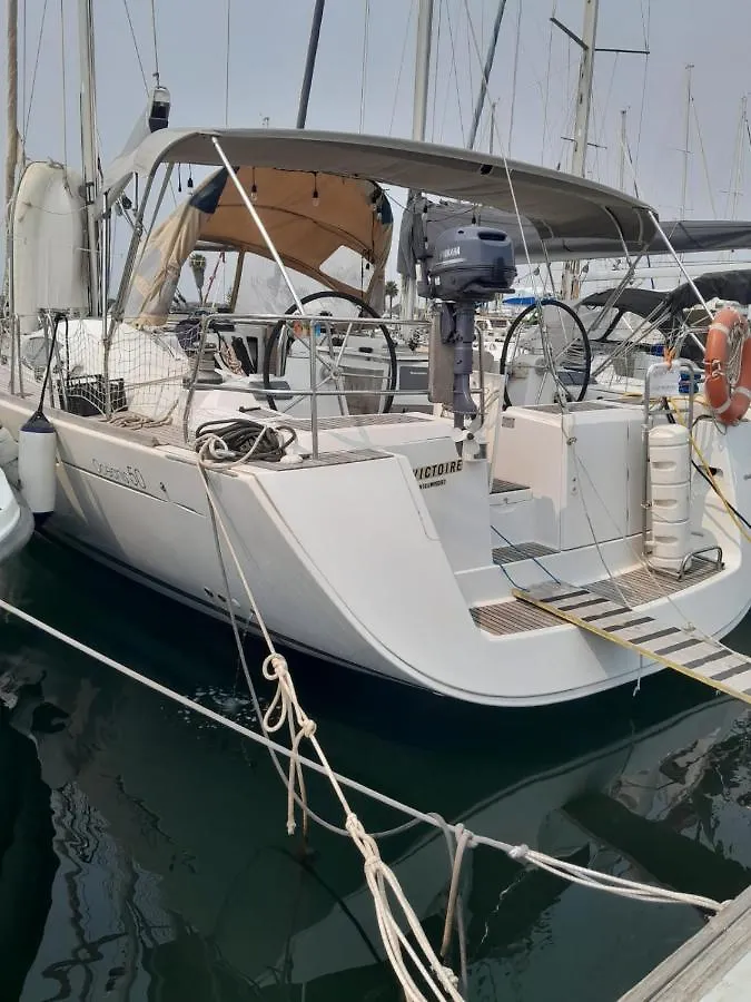 Private Room On Sailing Yacht 'Victoire' Marzamemi Botel