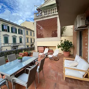 https://a-casa-di-eva-e-paolo.it-tuscanyhotel.com
